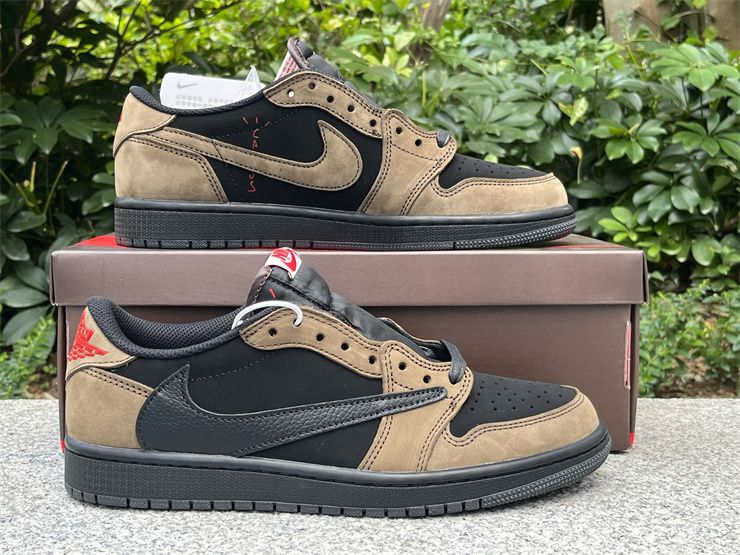 Travis Scott x Air Jordan 1 Low OG SP Velvet Brown DM7866-202 Sneakers