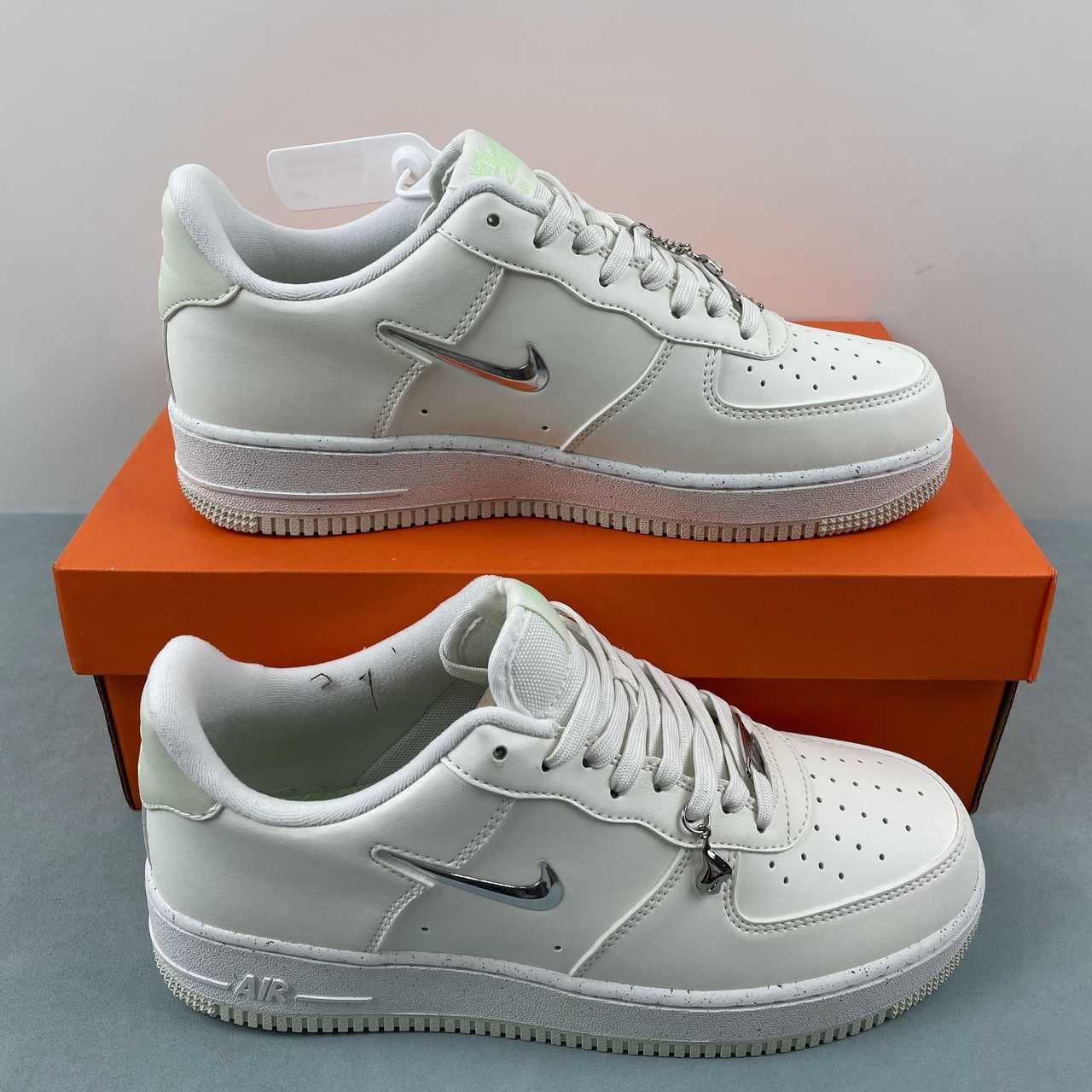 Nike Air Force 1 Low Liquid Metal FN8540-100
