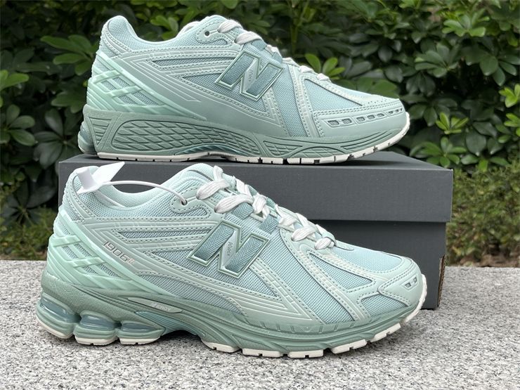 New Balance 1906R Jade Green M1906RZC