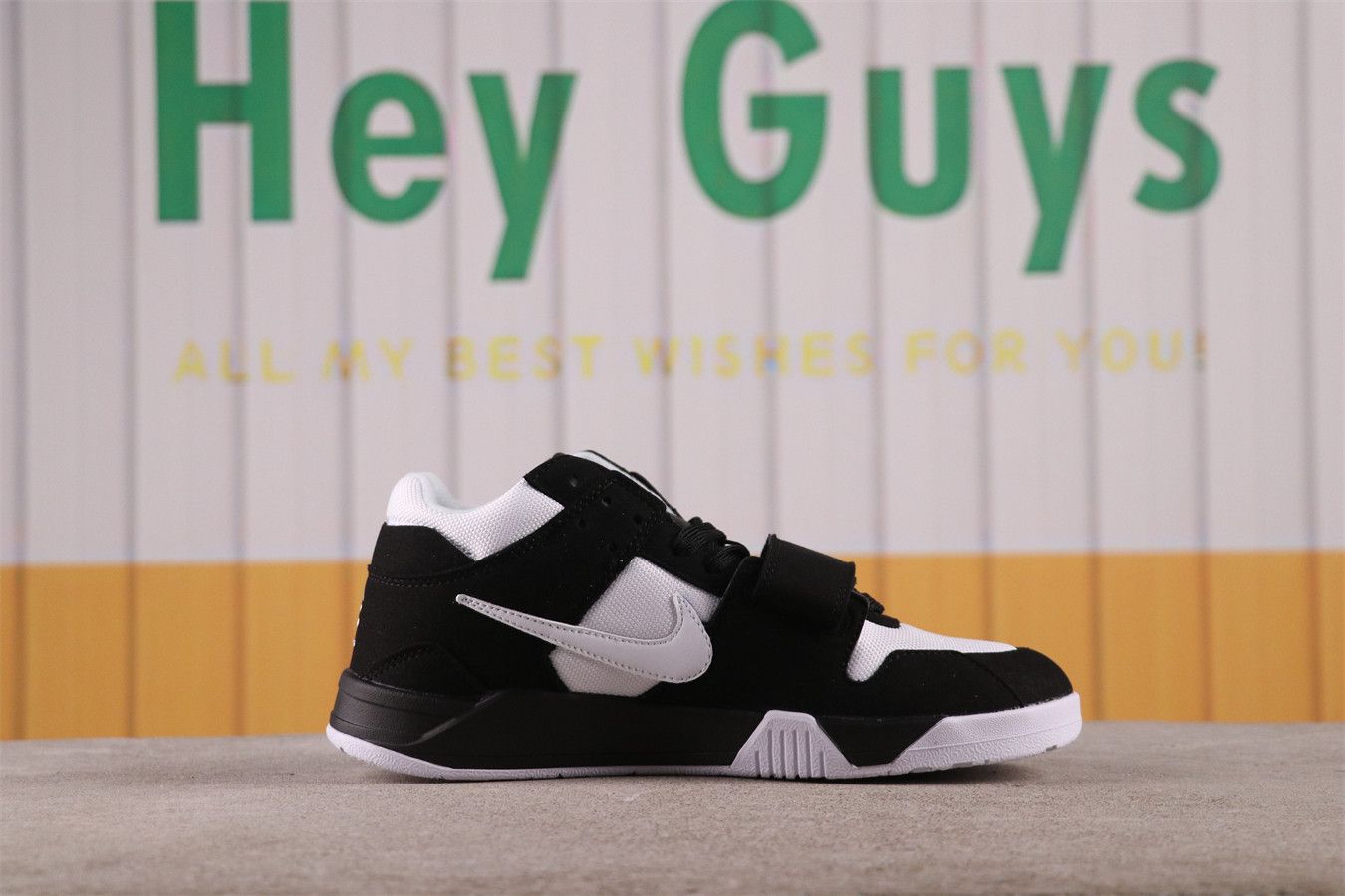 Travis Scott x Jordan Cut The Check FZ8117-045