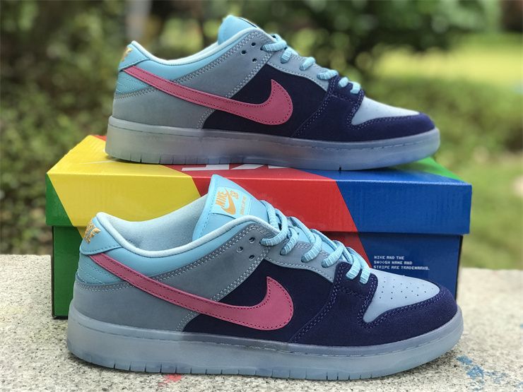 Run The Jewels Nike SB Dunk Low Deep Royal Blue Active Pink DO9404-400