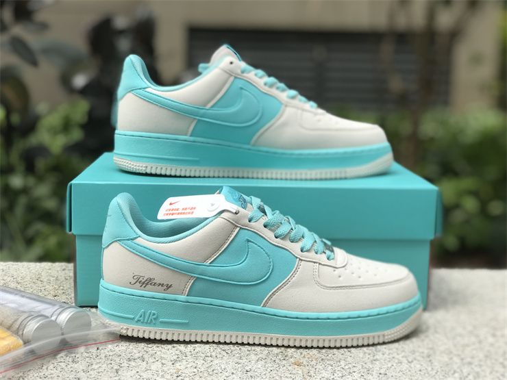 Tiffany & Co. x Nike Air Force 1 1837 DZ1382-003