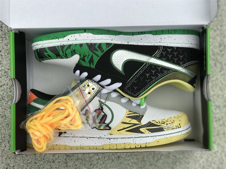 Division Street x Nike Dunk Low What The Duck Away University of Oregon PE HV1454-100