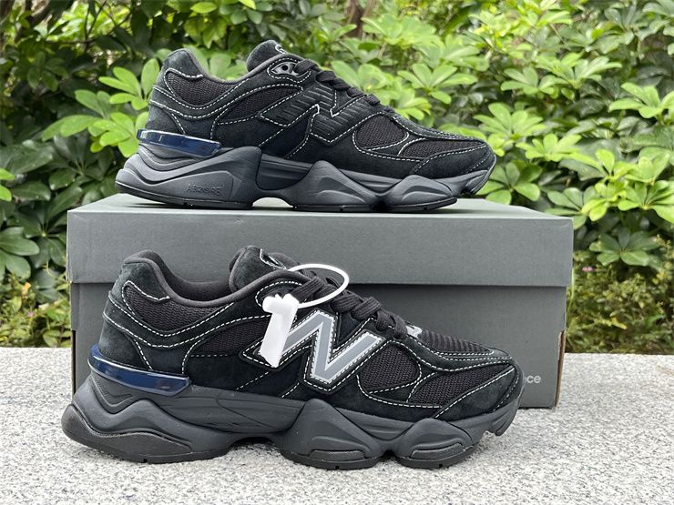 New Balance 9060 Low Triple Black U9060BPM