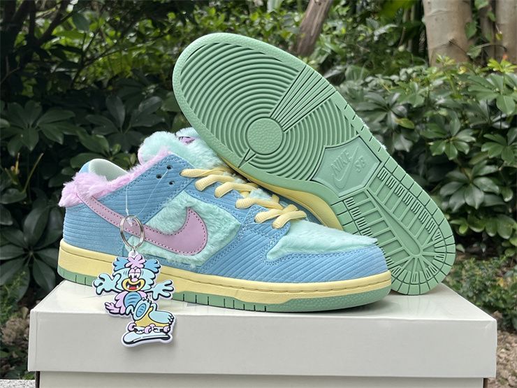 VERDY Nike SB Dunk Low VISTY FN6040-400