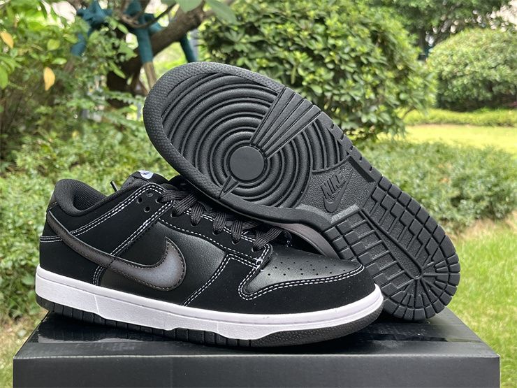 Nike Dunk Low Retro Airbrush Swoosh Black FD6923-001