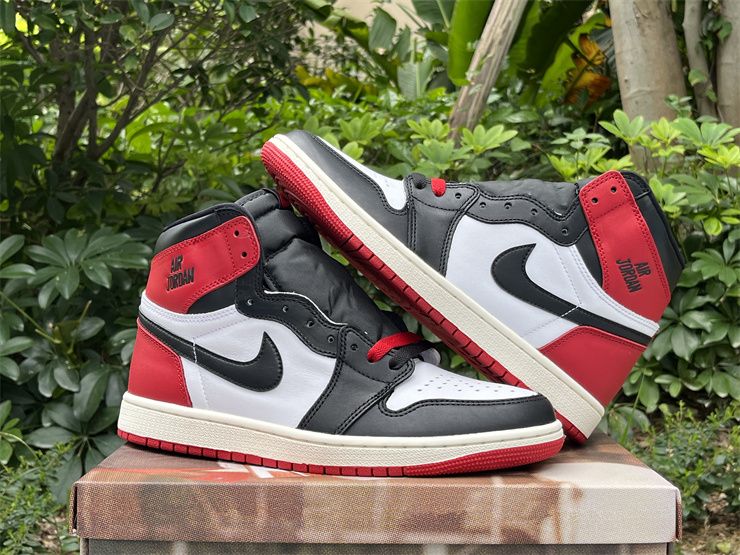 Air Jordan 1 High OG Black Toe Reimagined DZ5485-106 Cheap Basketball Shoes