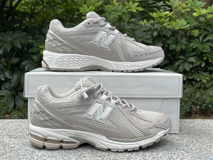 New Balance 1906R Grey Day MOONROCK M1906RGR