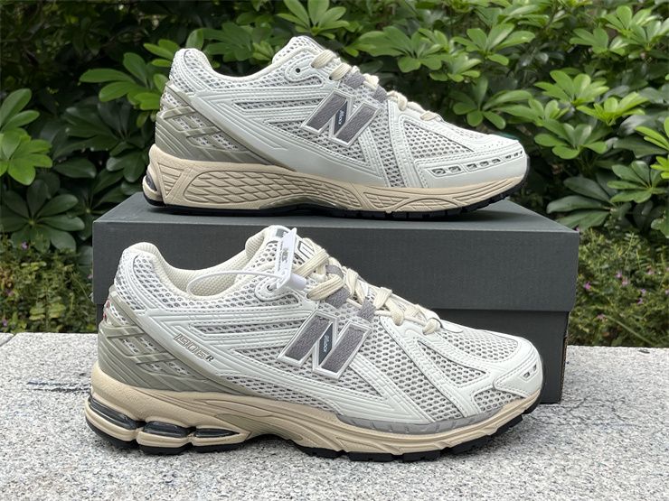 New Balance 1906 R White M1906RP