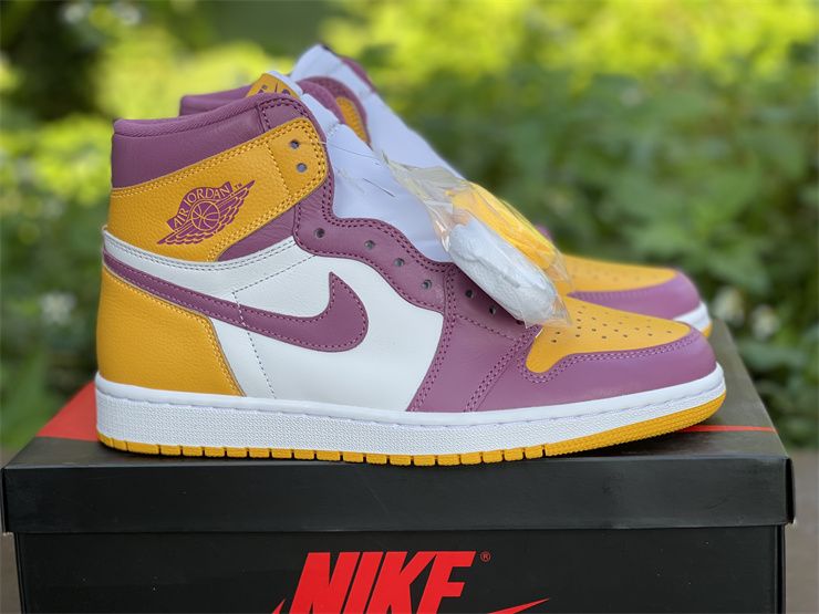 Air Jordan 1 Retro High OG Brotherhood Sneakers 555088-706