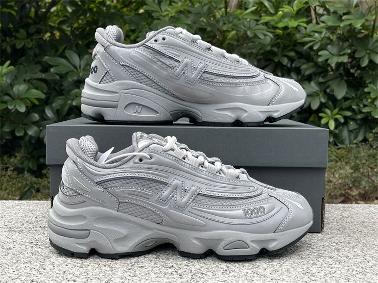 New Balance Unisex M1000TE Silver Metallic