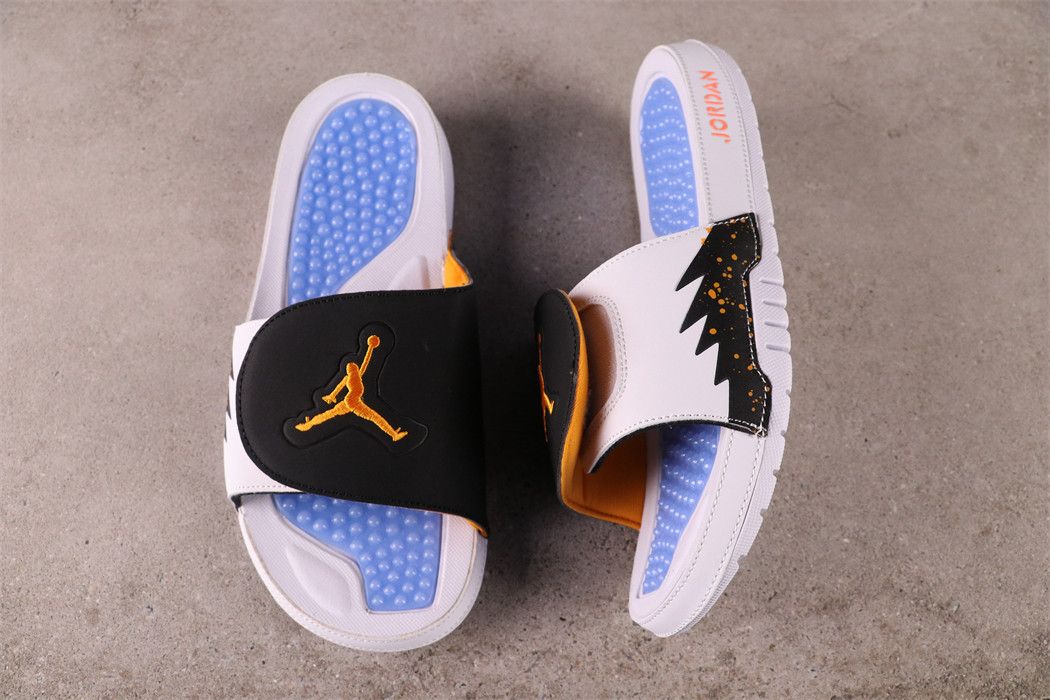 Jordan Hydro V Retro Sail Orange Peel Slides 555501-118
