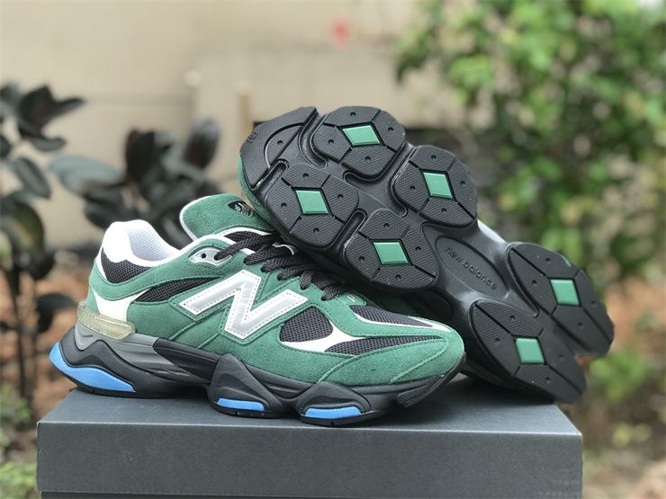 New Balance 9060 Team Forest Green U9060VRA