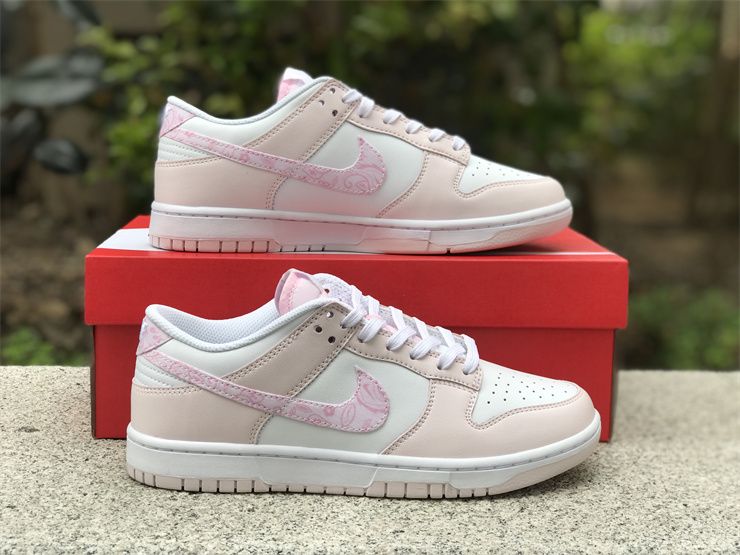 Nike Dunk Low Pink Paisley FD1449-100