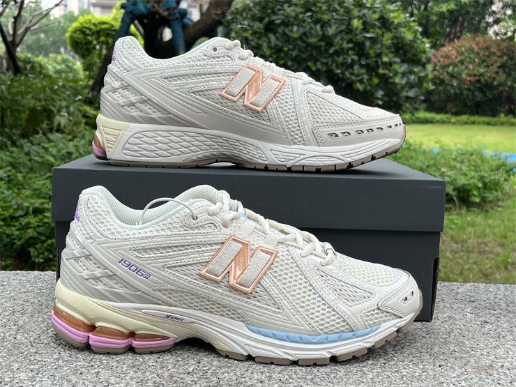 New Balance 1906R Shoes Sea Salt Angora Pink M1906RBP