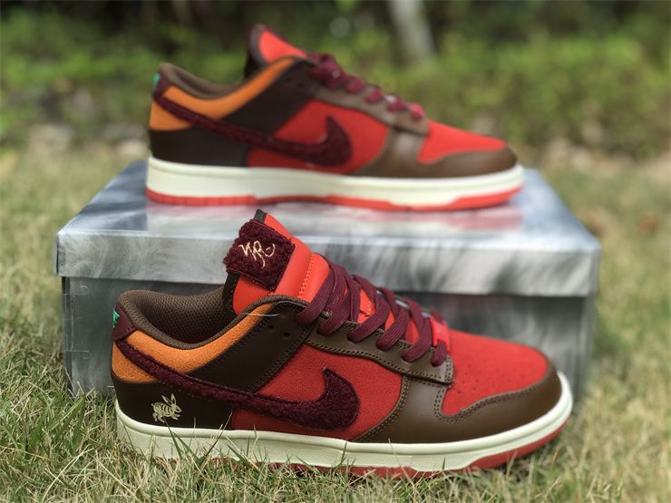 Nike Dunk Low Year of the Rabbit FD4203-661