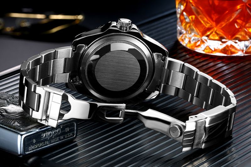 Automatic Mechanical Wristwatch with Precision Movement