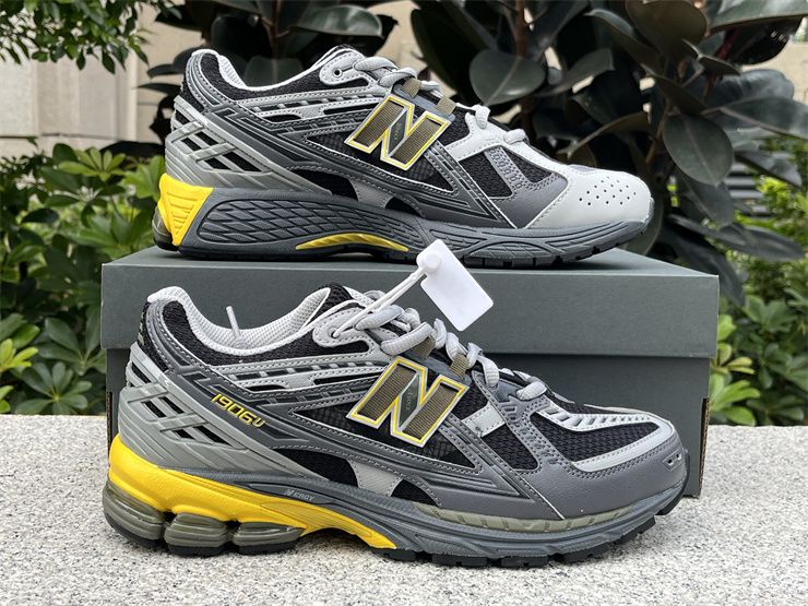 New Balance 1906N Black Yellow Gray M1906NA