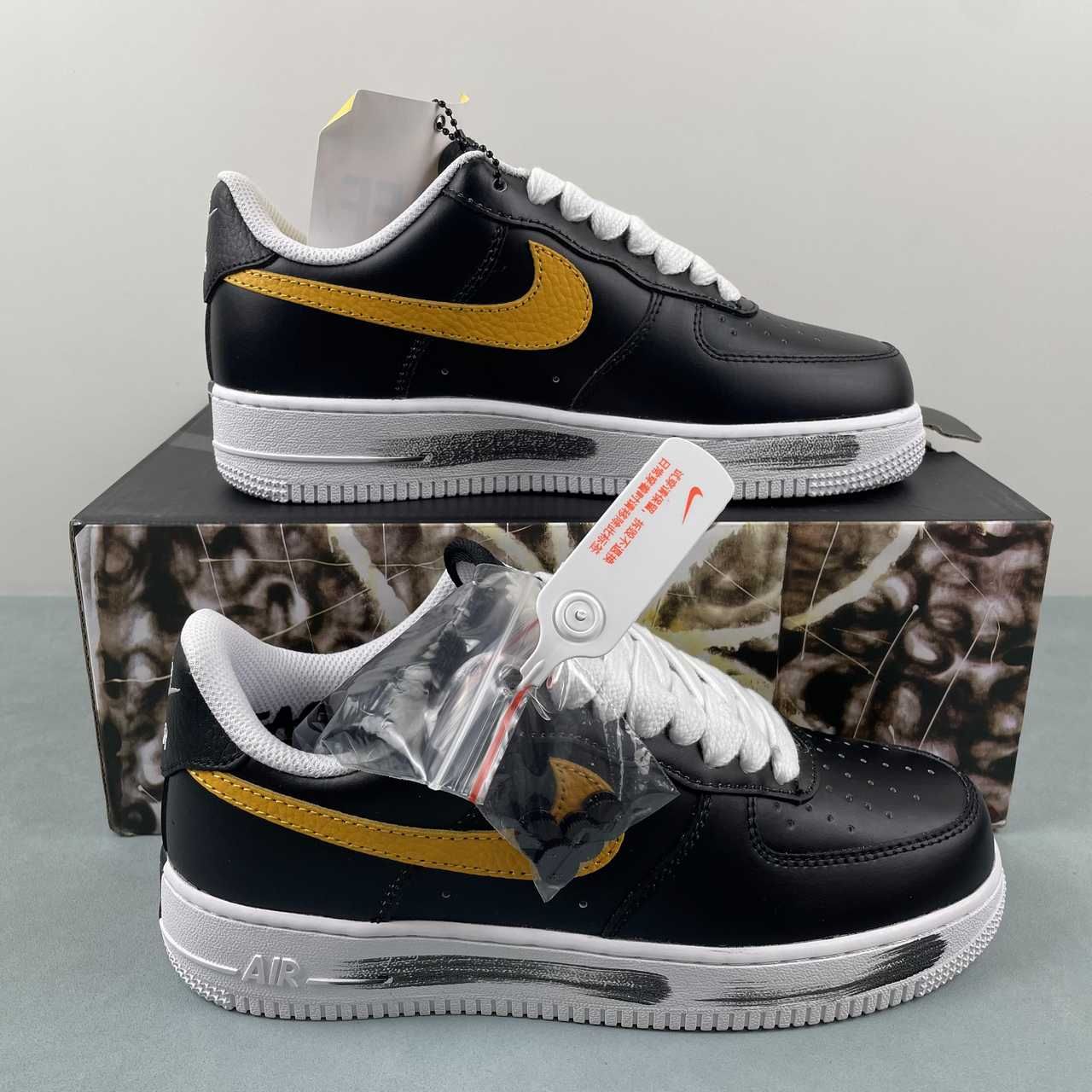 G-Dragon x Air Force 1 '07 Para noise Friends & Family AQ3692-003