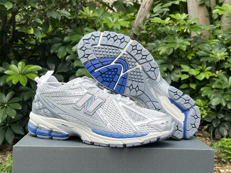 New Balance 1906R White Silver Grey M1906RQA