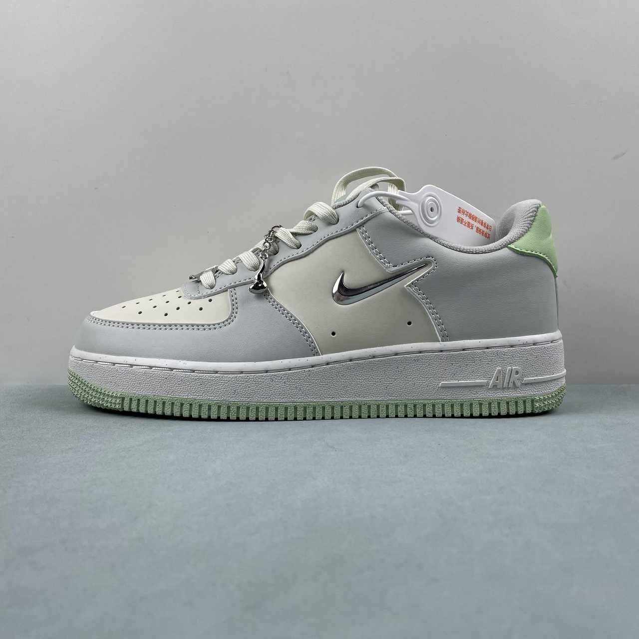 Nike Air Force1 Low Next Nature SE Sea Glass Light Silver FN8540-001