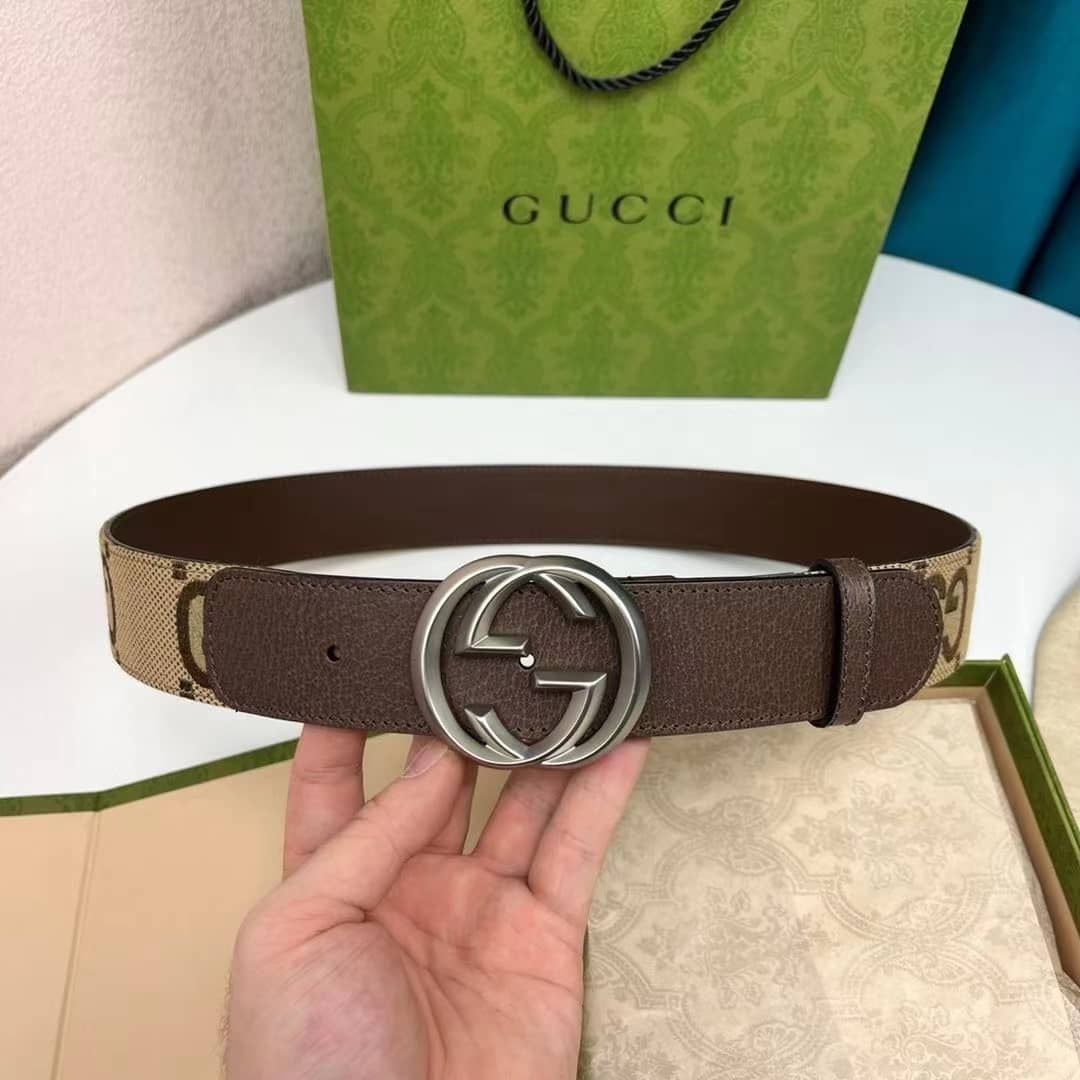 Gucci GG Supreme Belt With Silver G Buckle