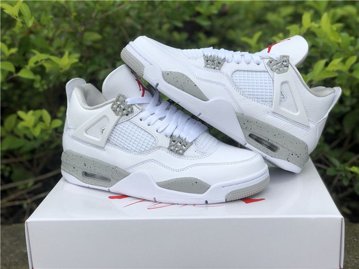 Nike Air Jordan 4 IV Retro OG White Oreo Tech Grey CT8527-100 Sneakers
