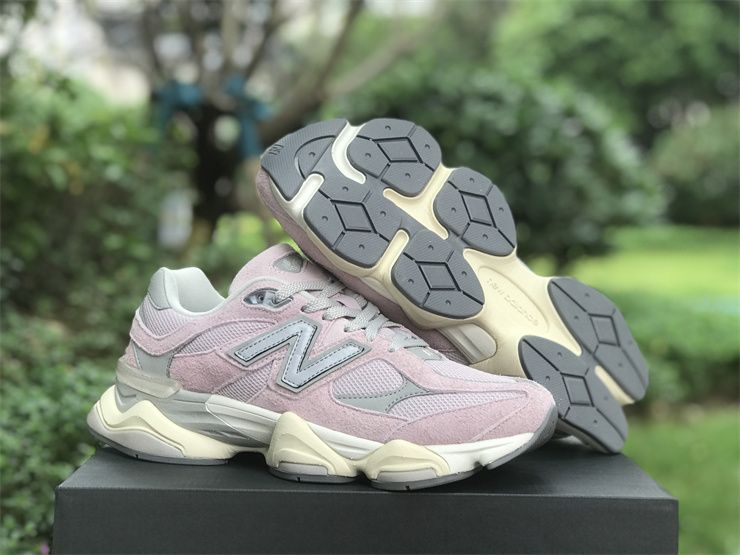New Balance 9060 December Sky Sneaker U9060HSP