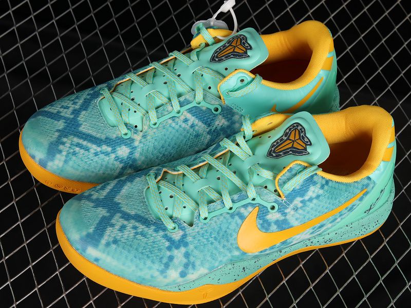 Nike Zoom Kobe 8 System Green Glow Laser Orange 555035-304