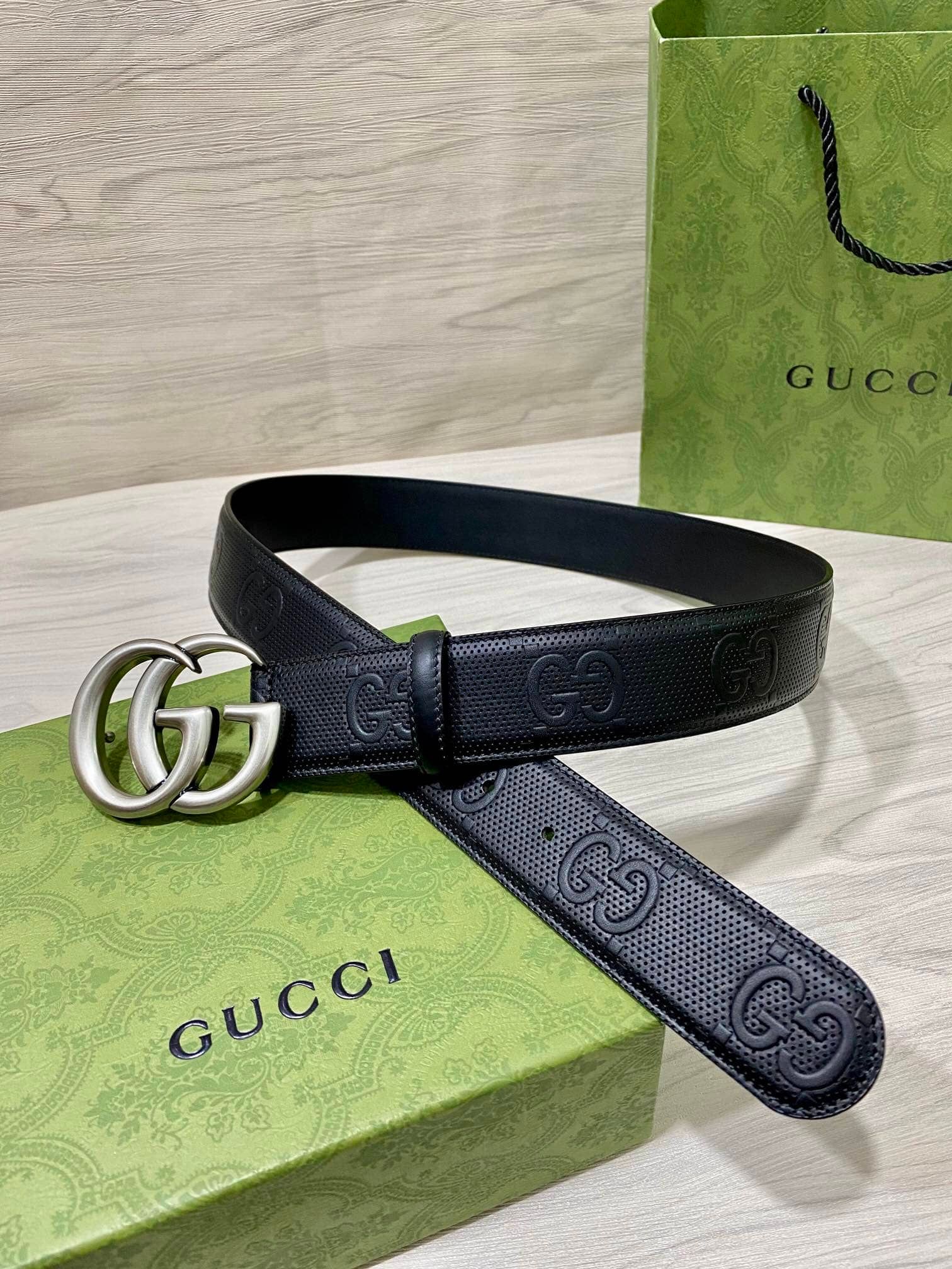 Luxury Gucci Black Belt Genuine Leather With Silver GG Buckle
