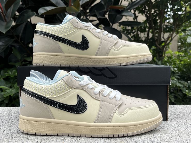 Womens Air Jordan 1 Low Sanddrift HQ3440-101