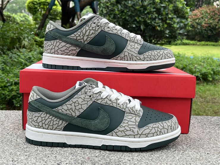 Nike Dunk Low Retro PRM Vintage Green Dark Stucco HF4878-053