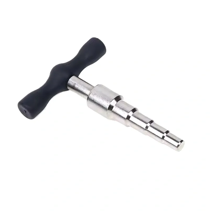 Manual tube expander