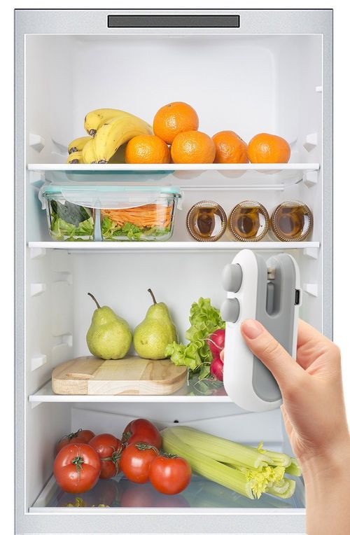 Mini hand pressed plastic bag sealing artifact