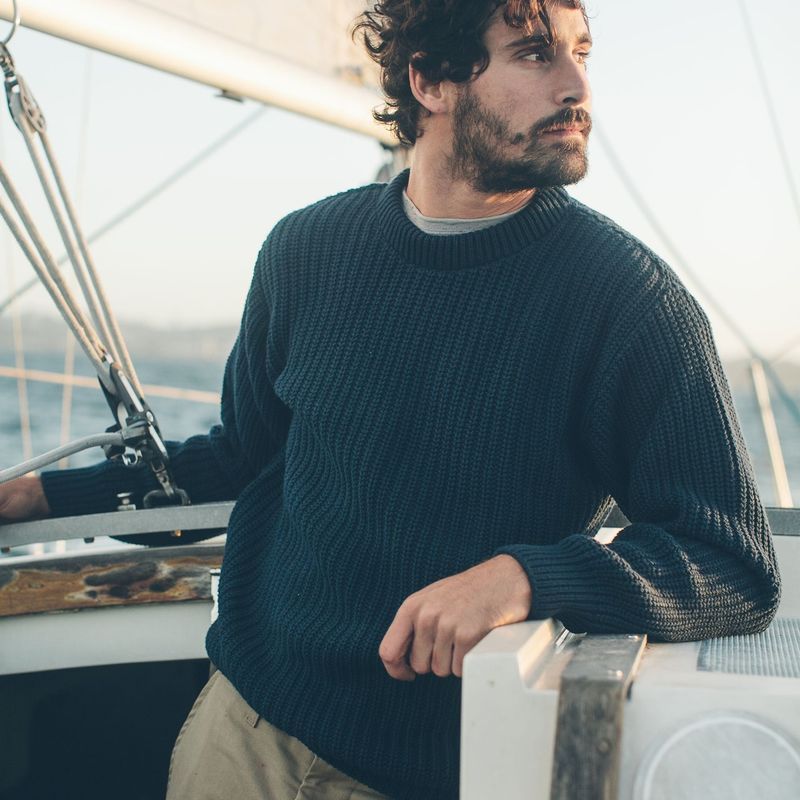 Vwsao Whaler Sweater in Navy