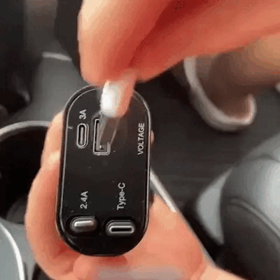 New digital display flash charging USB adapter cigarette lighter one to four 100W super fast charging car charger