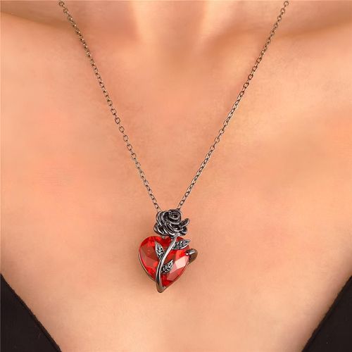 Ladies' Pendant Necklace