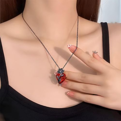 Ladies' Pendant Necklace