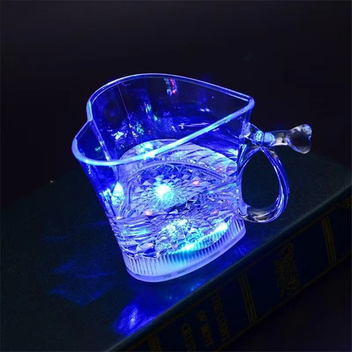Induction cold light water cup that lights up when you pour water Colorful luminous cup LED flash cup