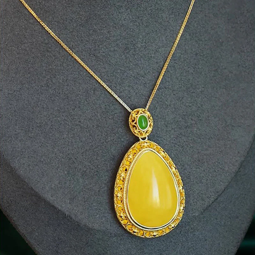 🔥Elegant Lucky Flower Pendant Necklace