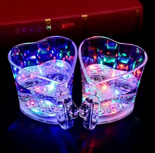 Induction cold light water cup that lights up when you pour water Colorful luminous cup LED flash cup