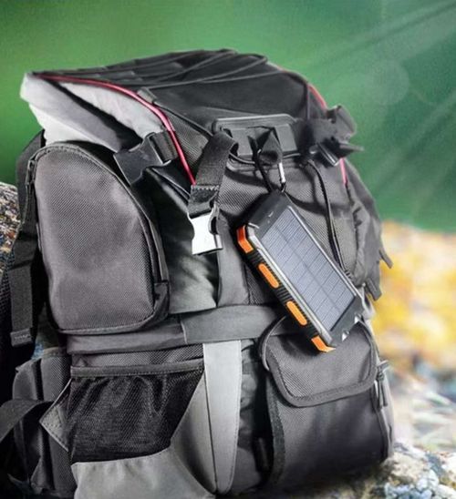 Solar charging device