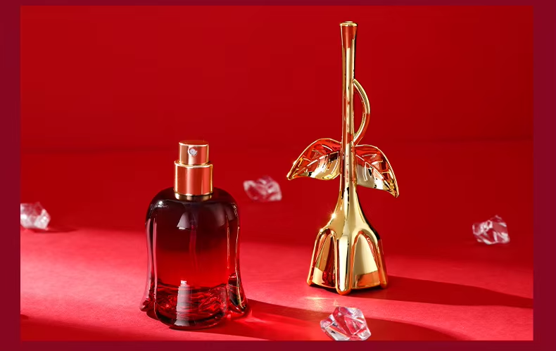 Parfum Rose de Minuit – flacon décoratif en forme de rose, 50 ml – visuel 15